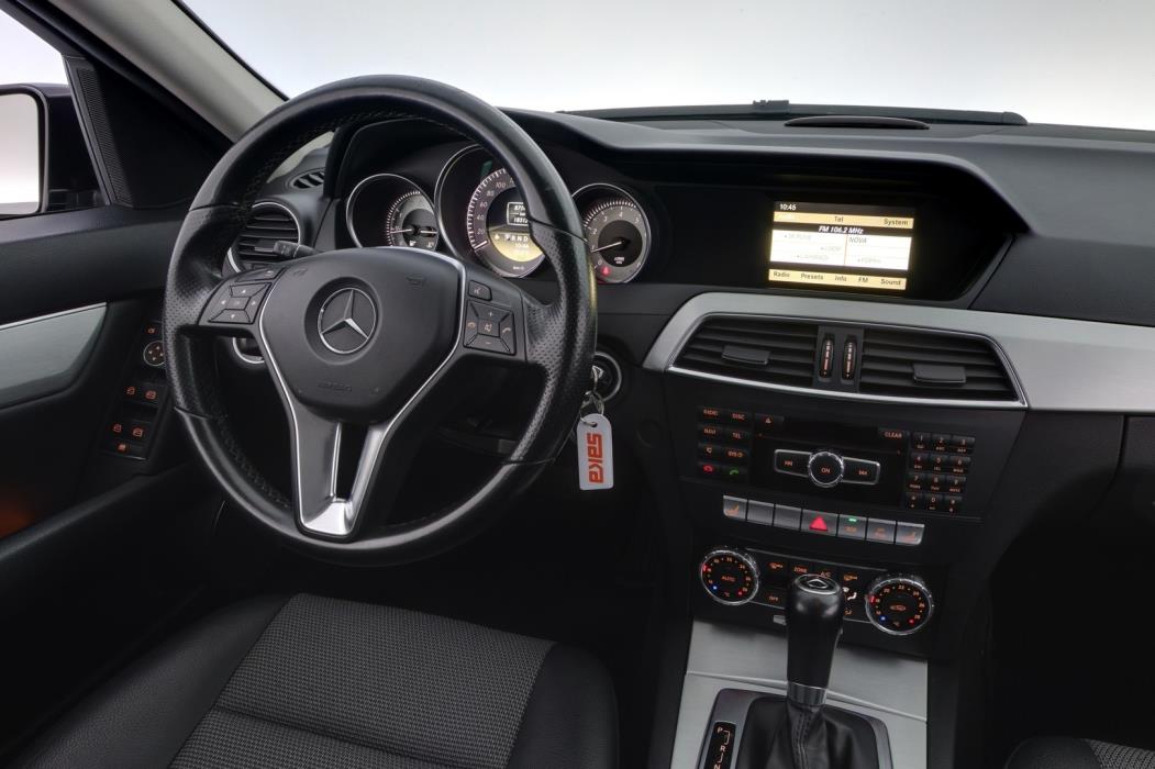 MERCEDES-BENZ C 2011