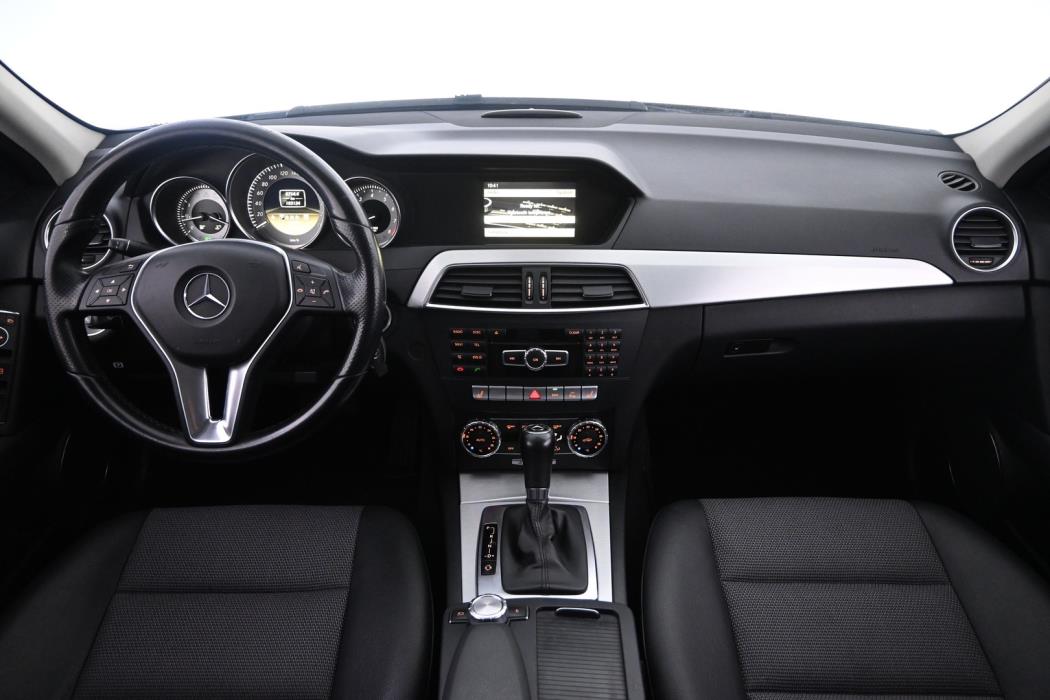 MERCEDES-BENZ C 2011