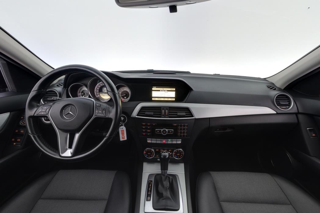 MERCEDES-BENZ C 2011