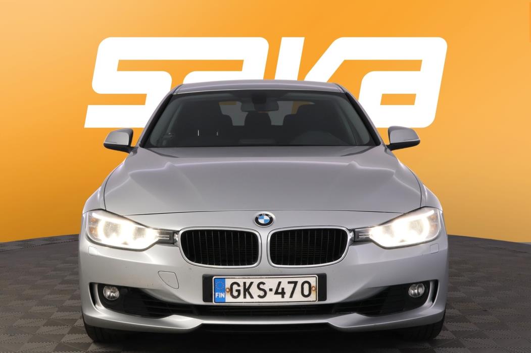 BMW 320 2013