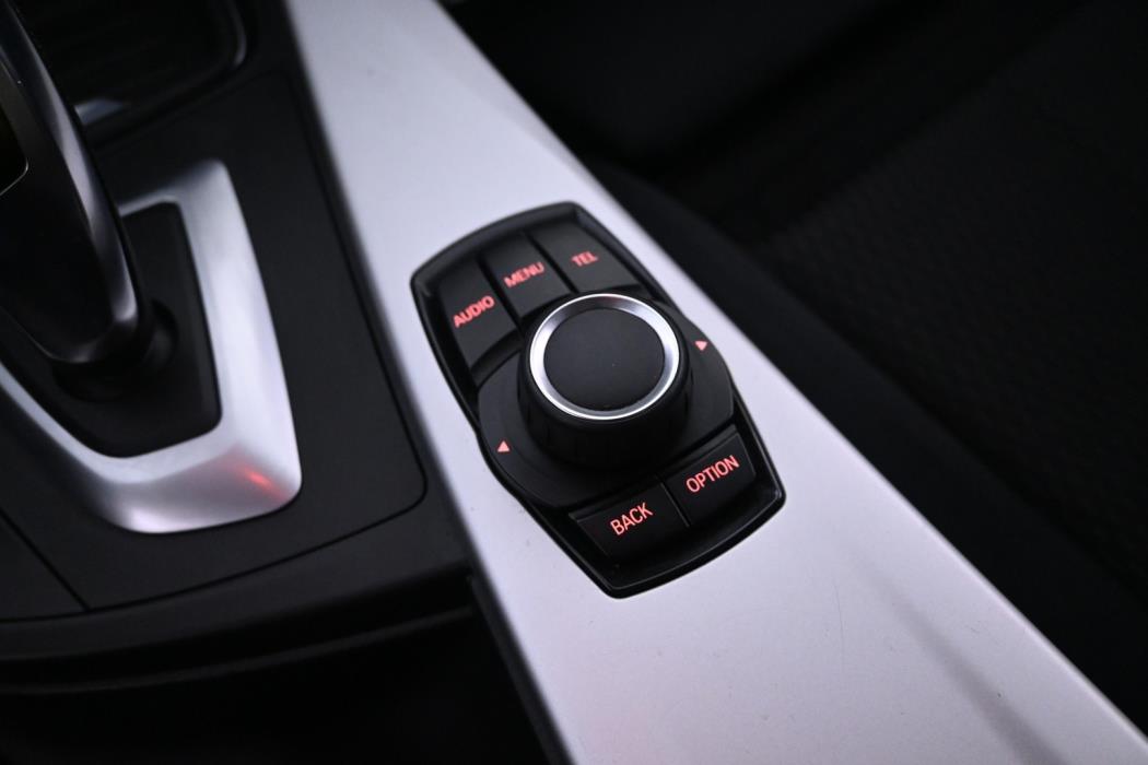 BMW 320 2013