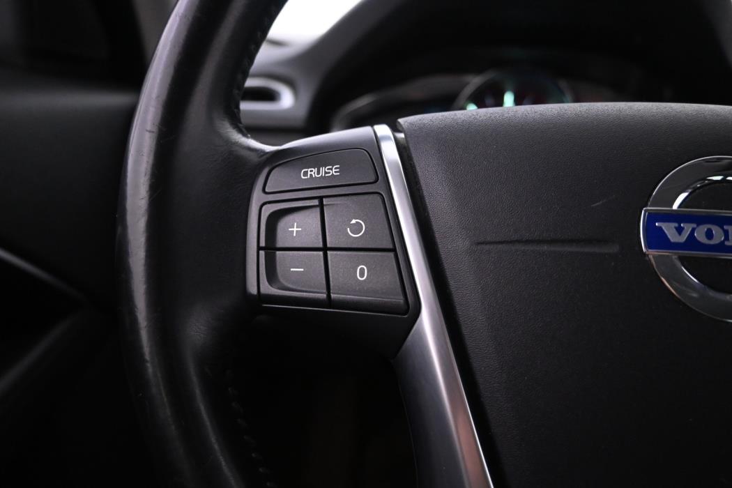 VOLVO XC70 2014
