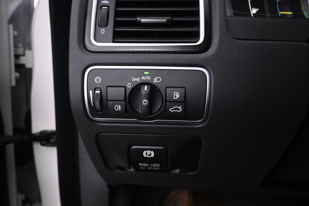 VOLVO XC70 2014