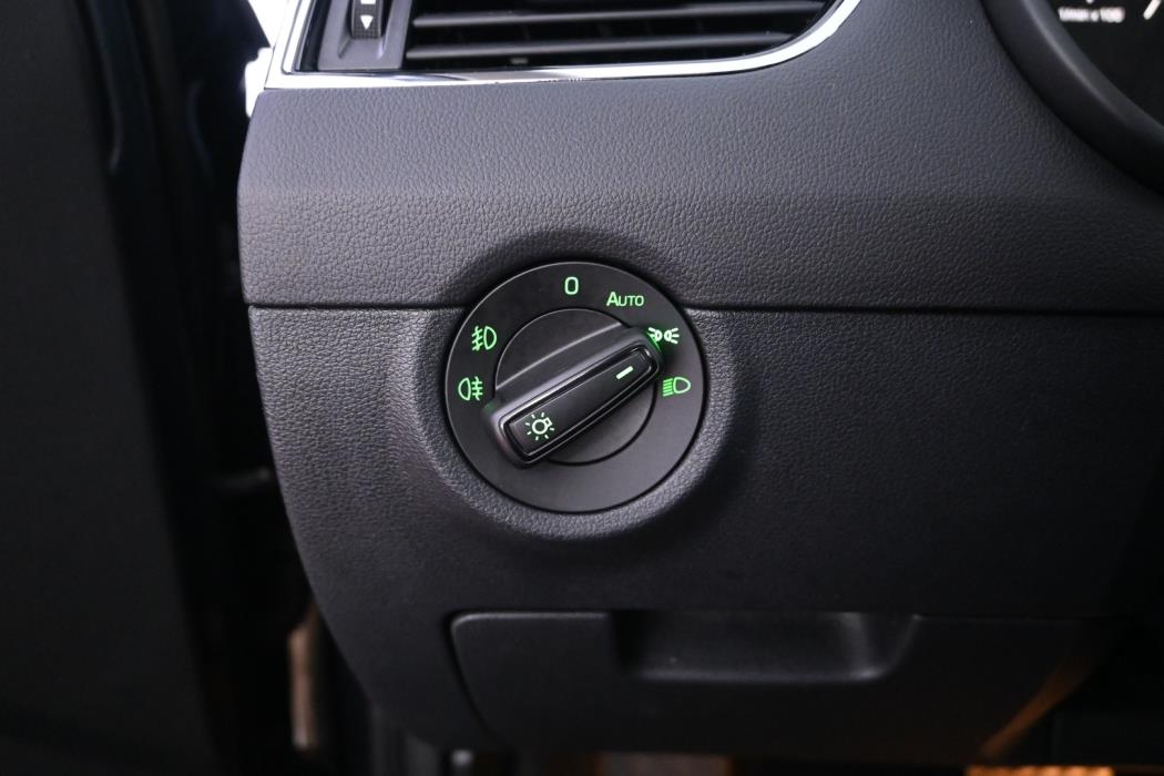 SKODA Octavia 2015