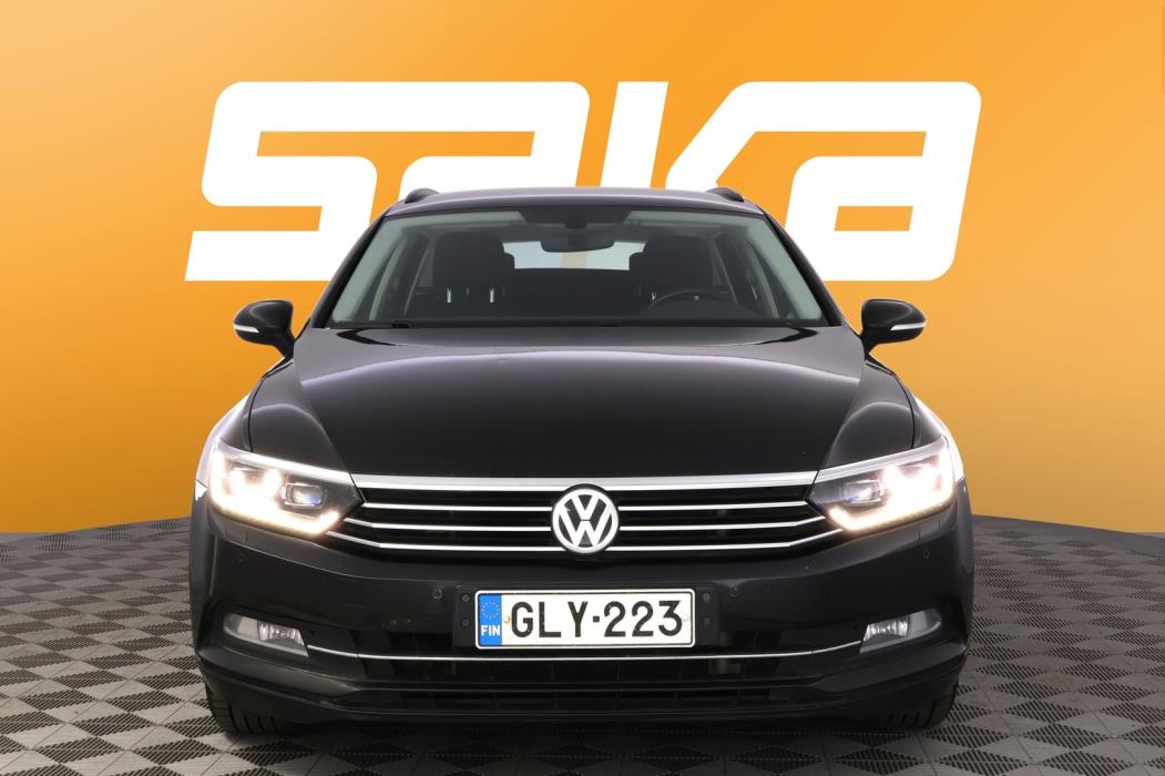 VOLKSWAGEN Passat 2016