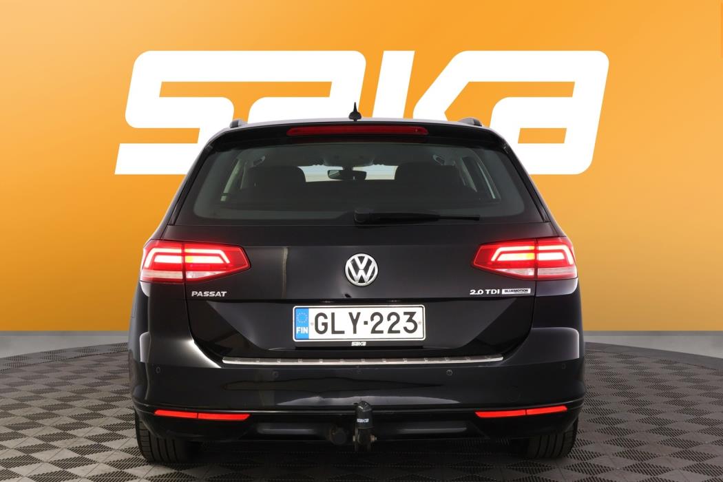 VOLKSWAGEN Passat 2016