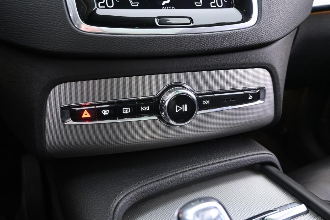VOLVO XC90 2018