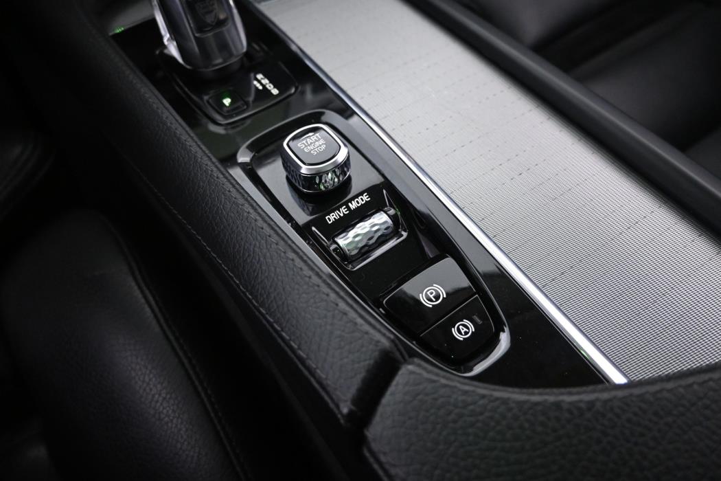 VOLVO XC90 2018