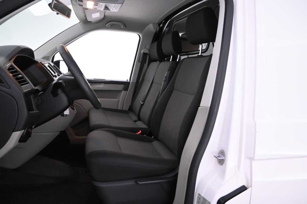 VOLKSWAGEN Transporter 2019