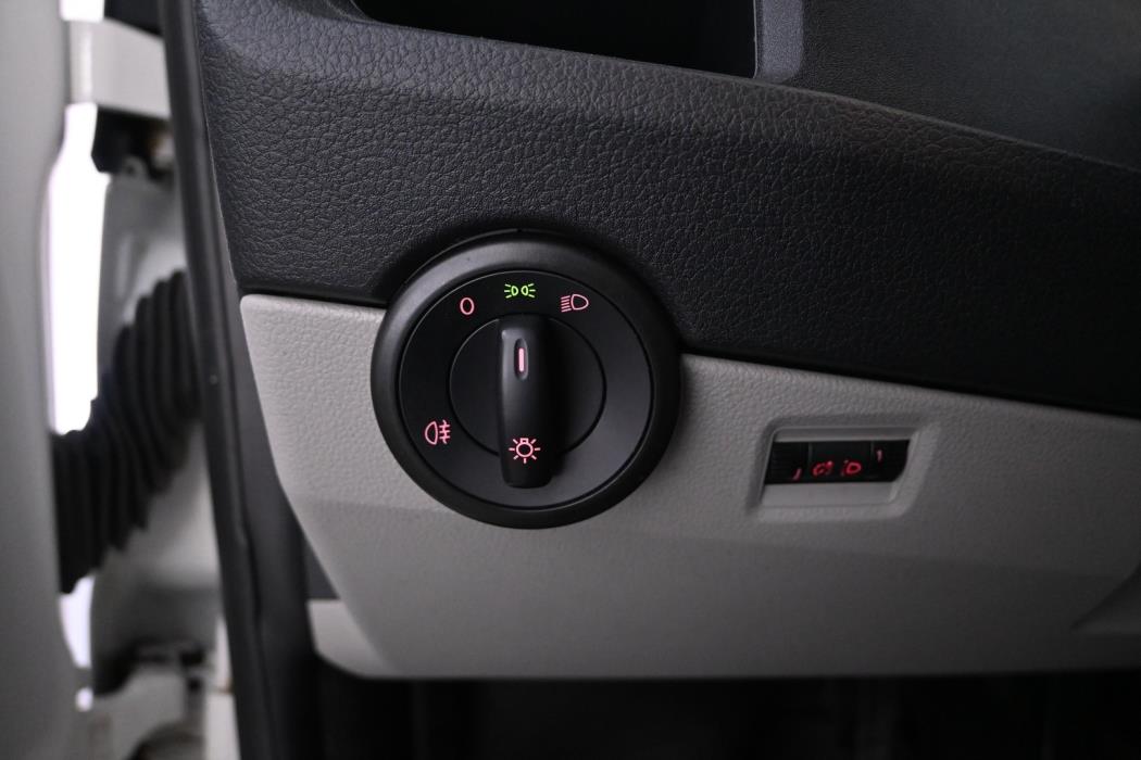 VOLKSWAGEN Transporter 2019