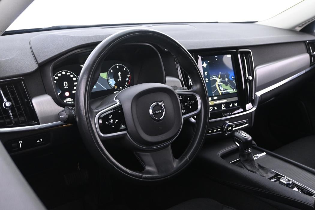 VOLVO V90 2019