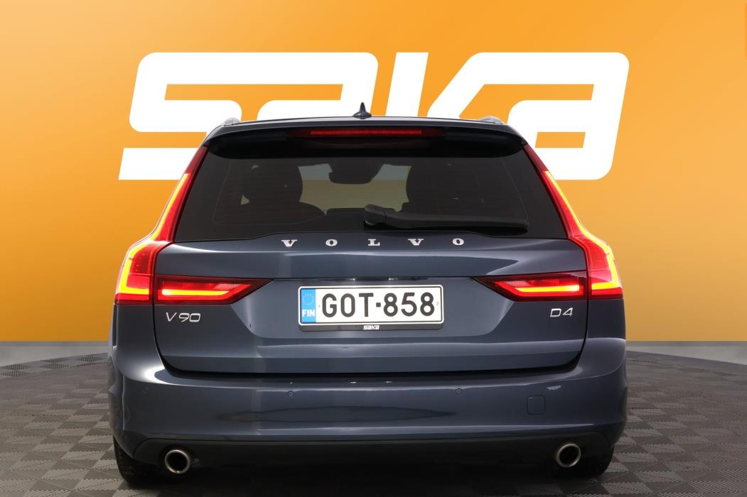 VOLVO V90 2019