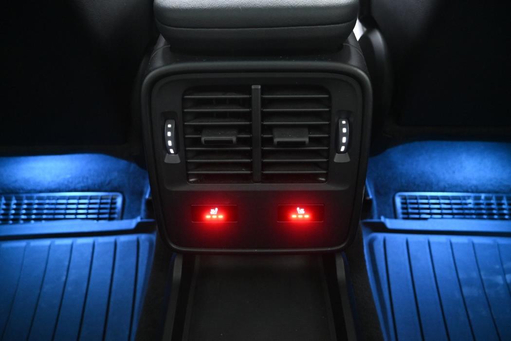 PORSCHE Taycan 2022