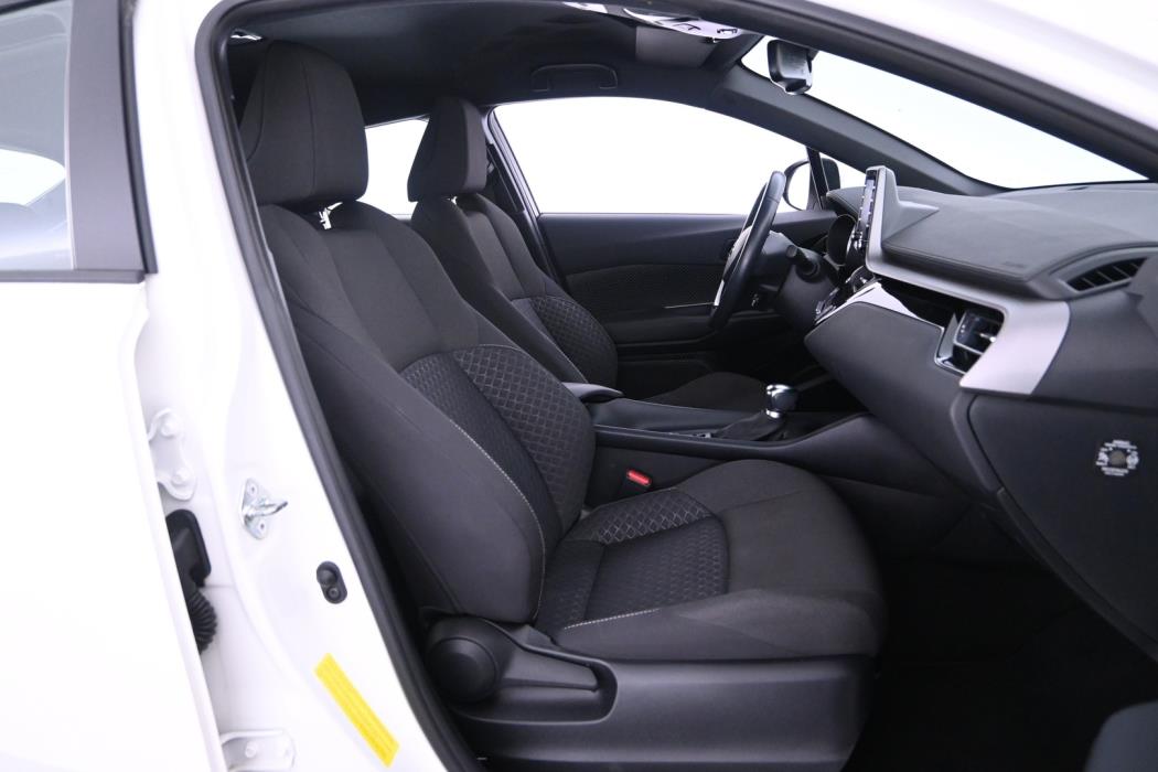TOYOTA C-HR 2022