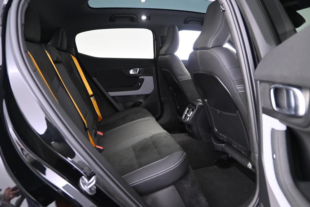 POLESTAR 2 2023