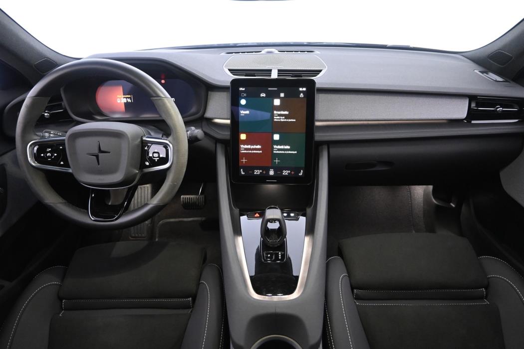 POLESTAR 2 2023
