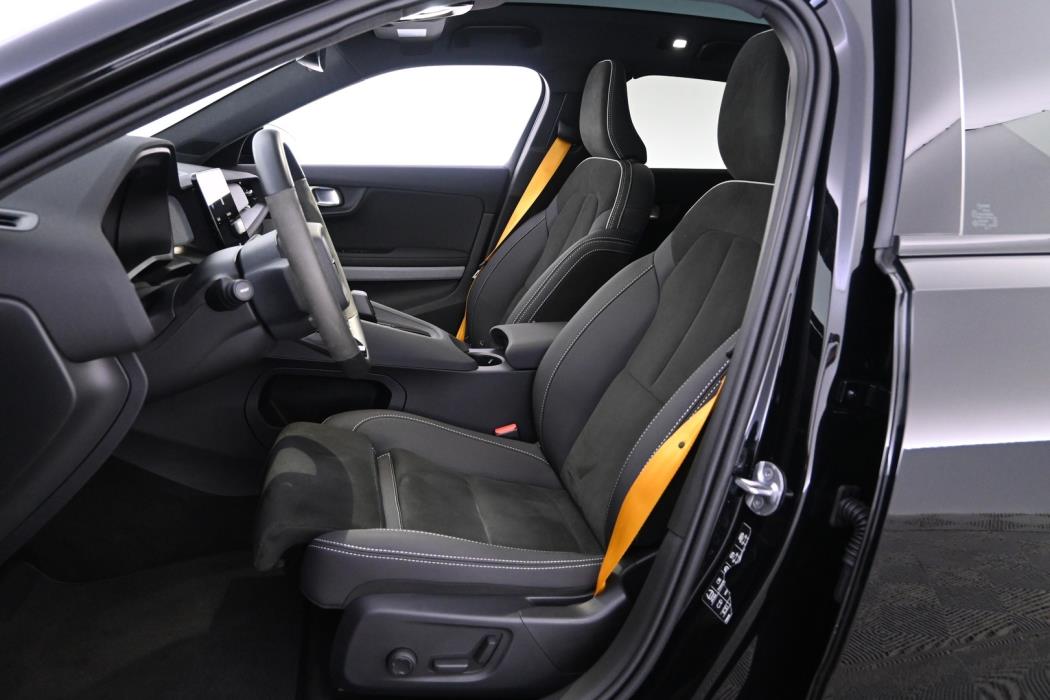 POLESTAR 2 2023