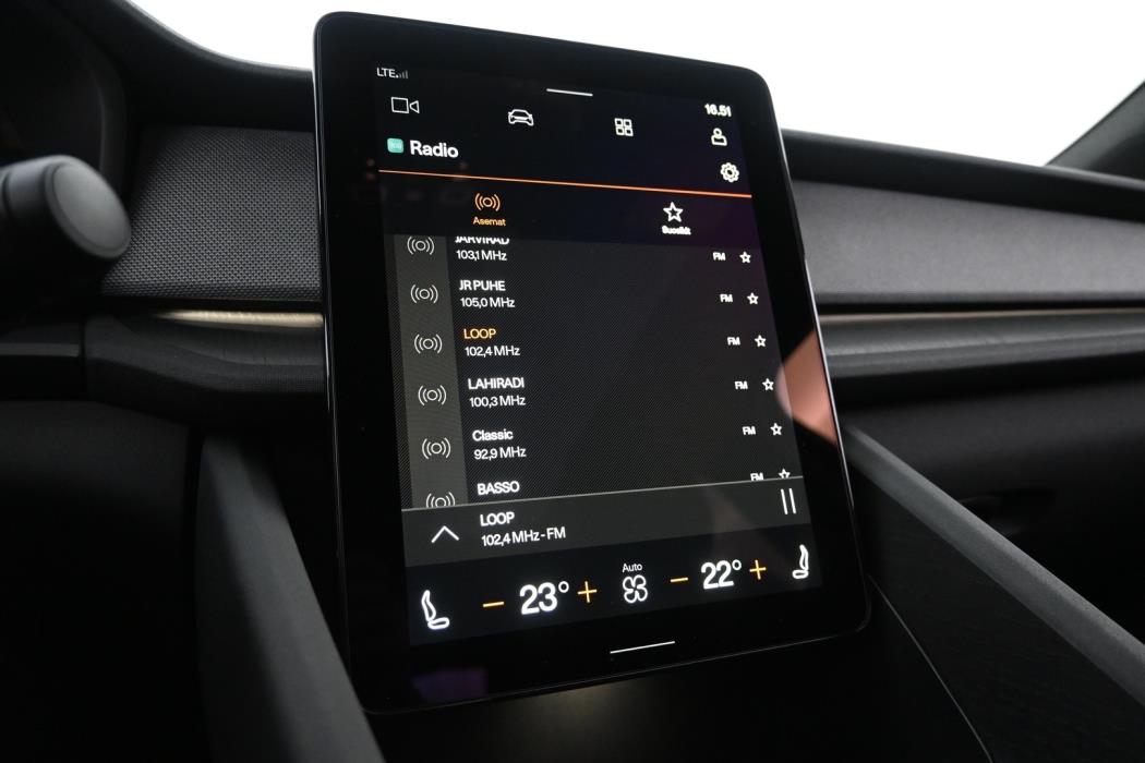 POLESTAR 2 2023