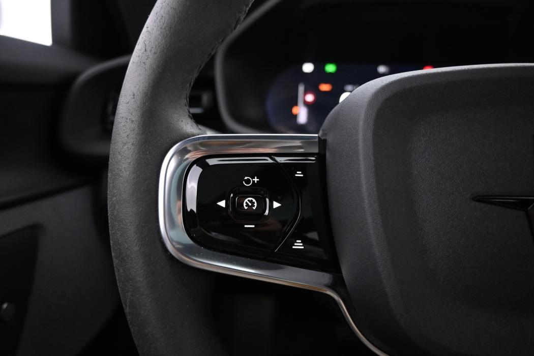 POLESTAR 2 2023