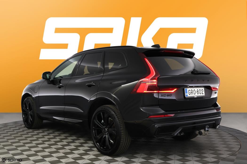 VOLVO XC60 2026