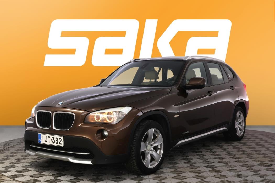 BMW X1 2011