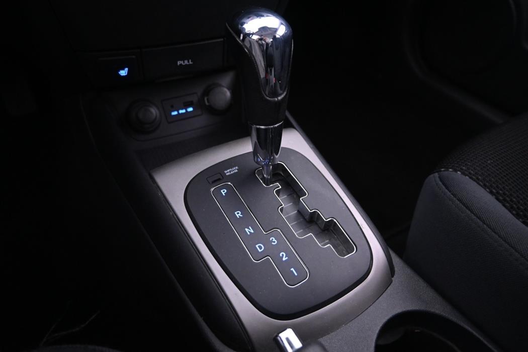 HYUNDAI i30 2011