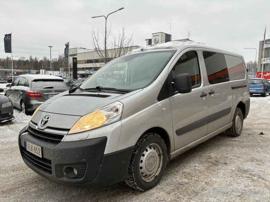 TOYOTA Proace 2016