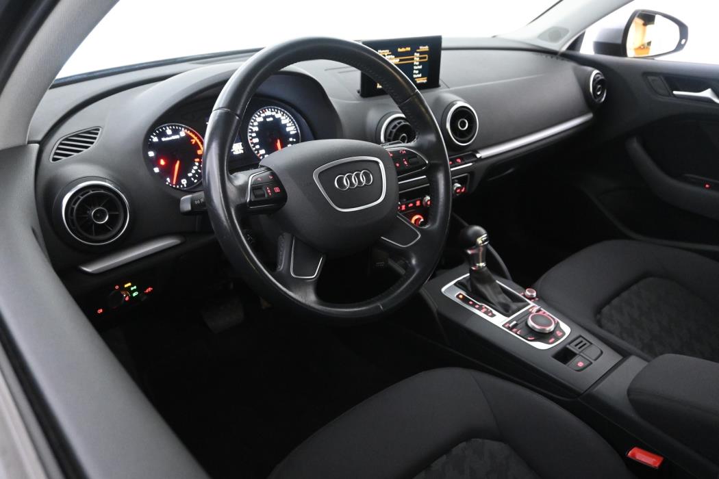 AUDI A3 2015