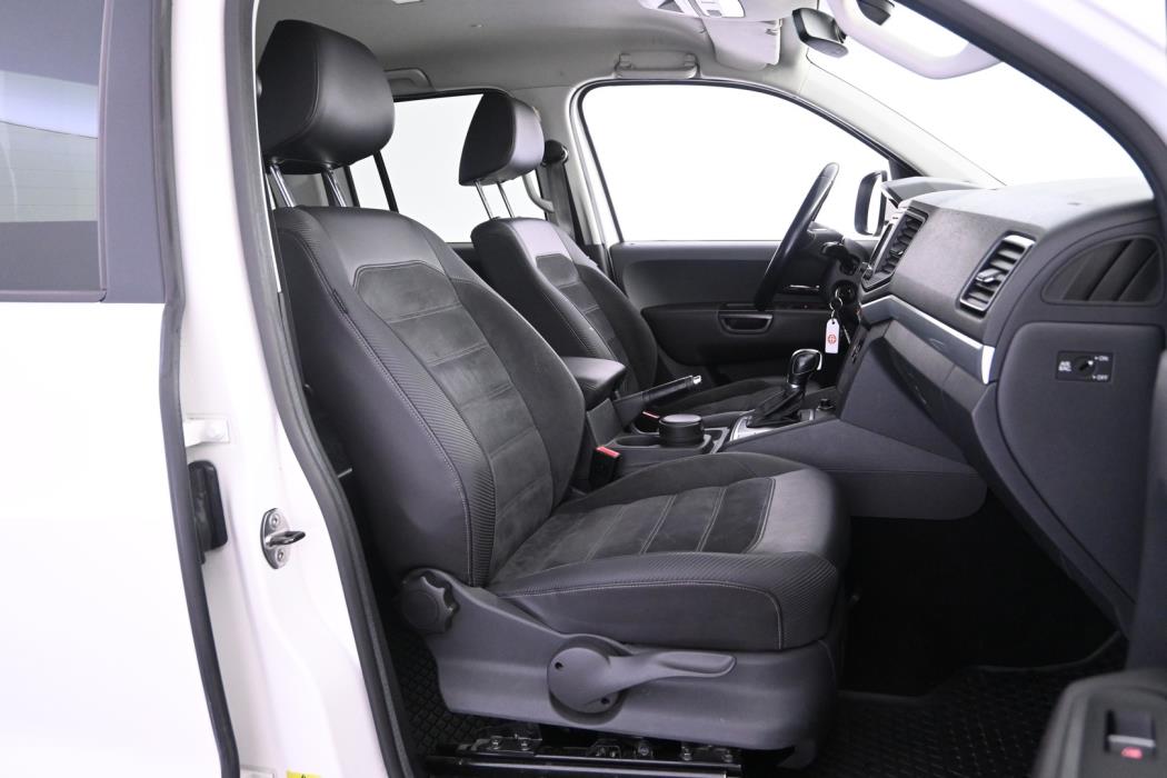 VOLKSWAGEN Amarok 2017