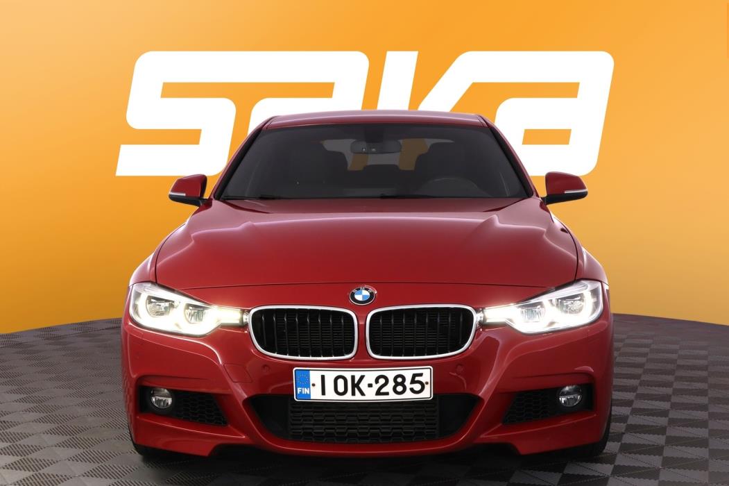BMW 318 2019