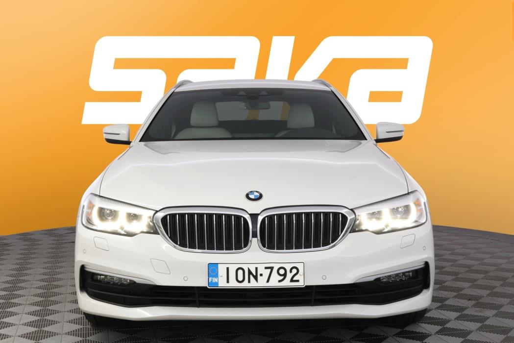 BMW 518 2019