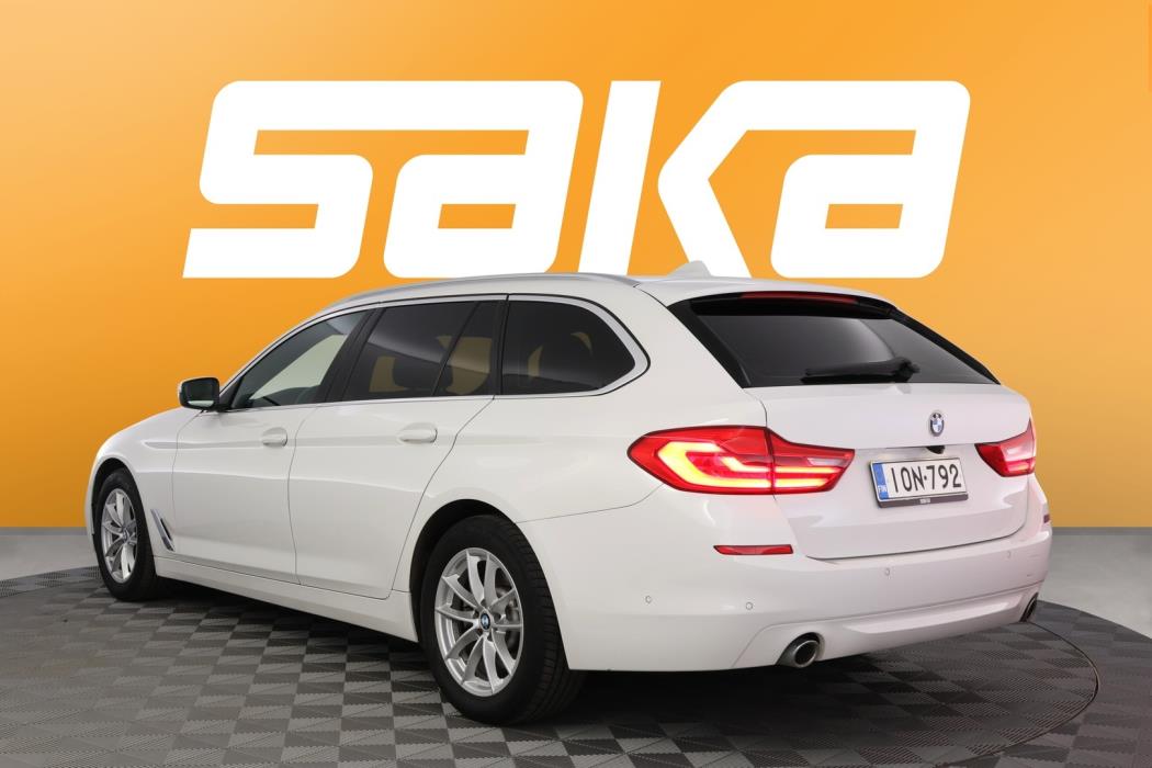 BMW 518 2019
