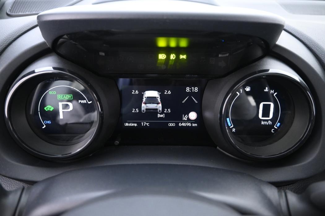TOYOTA Yaris 2021