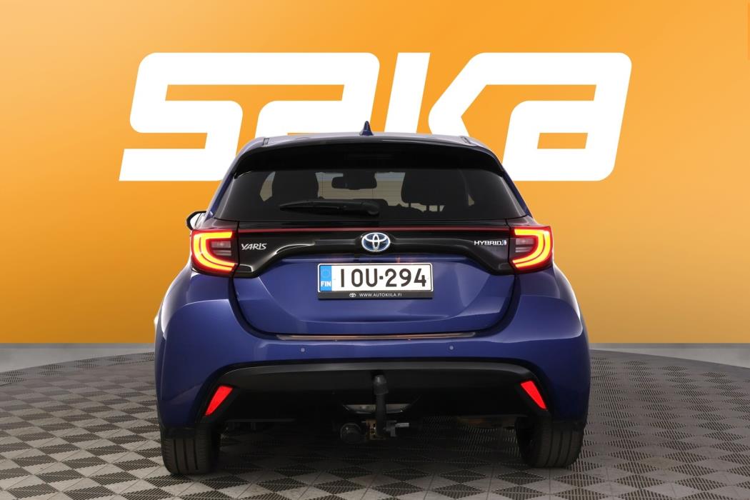 TOYOTA Yaris 2021