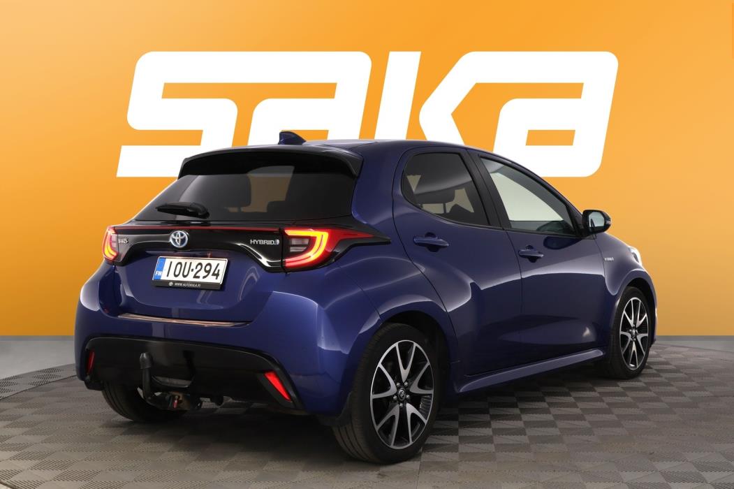 TOYOTA Yaris 2021