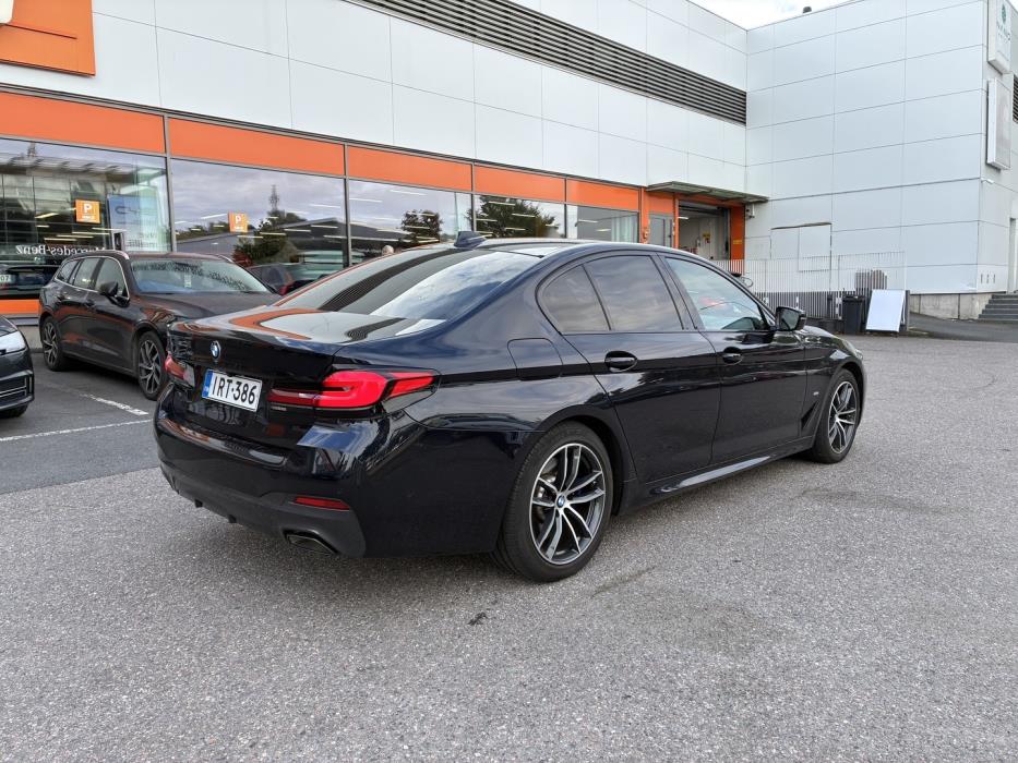 BMW 530 2021