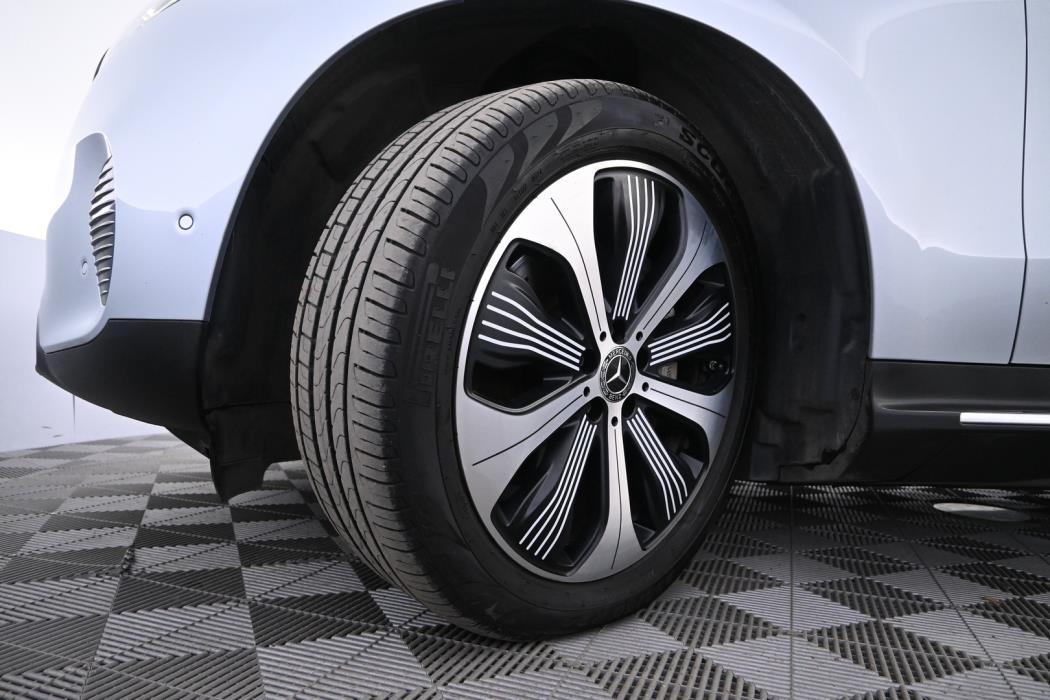 MERCEDES-BENZ EQC 2020