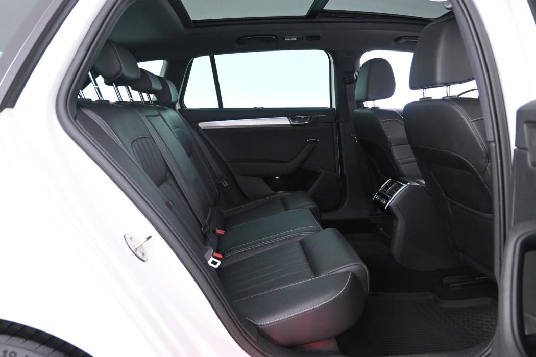 SKODA Superb 2021