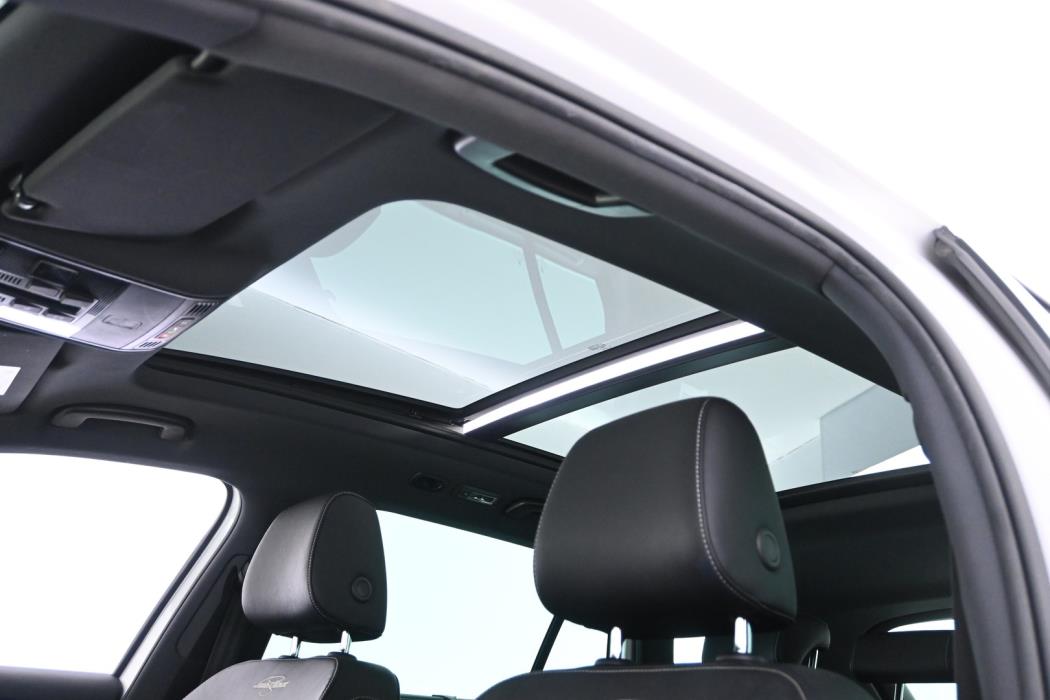 SKODA Superb 2021
