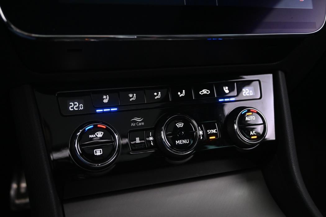 SKODA Superb 2021