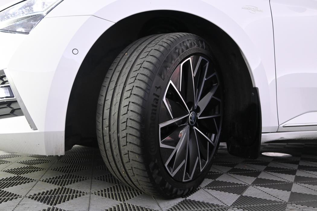 SKODA Superb 2021