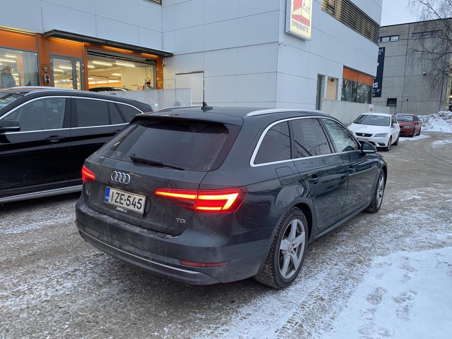 AUDI A4 2018