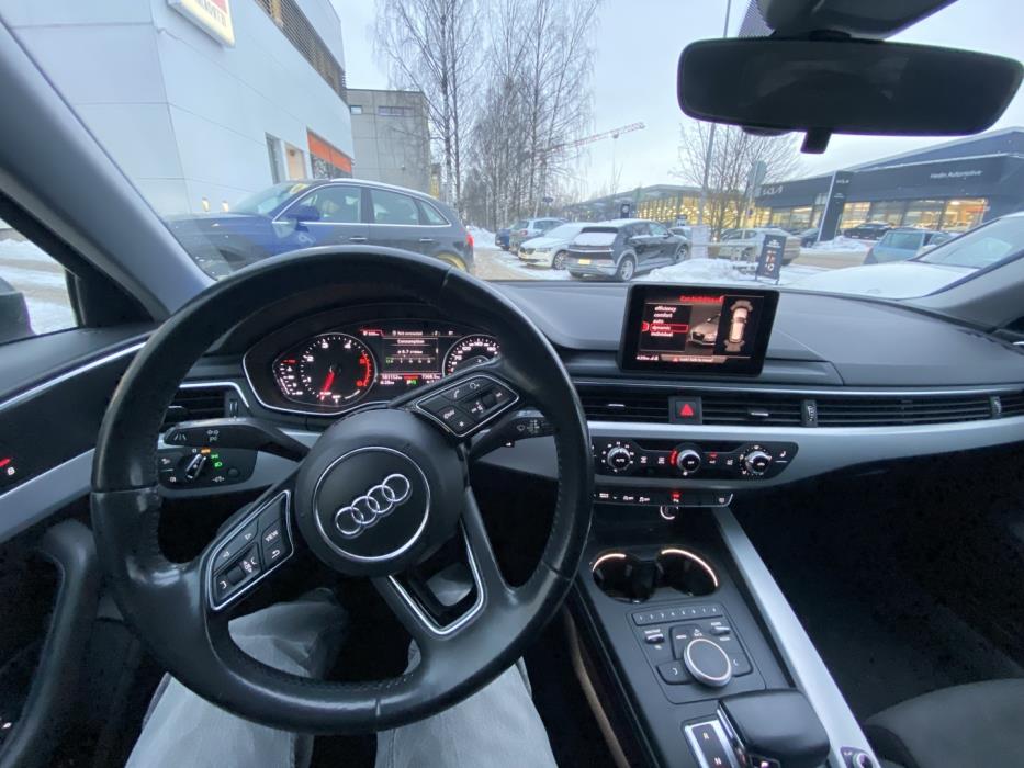 AUDI A4 2018