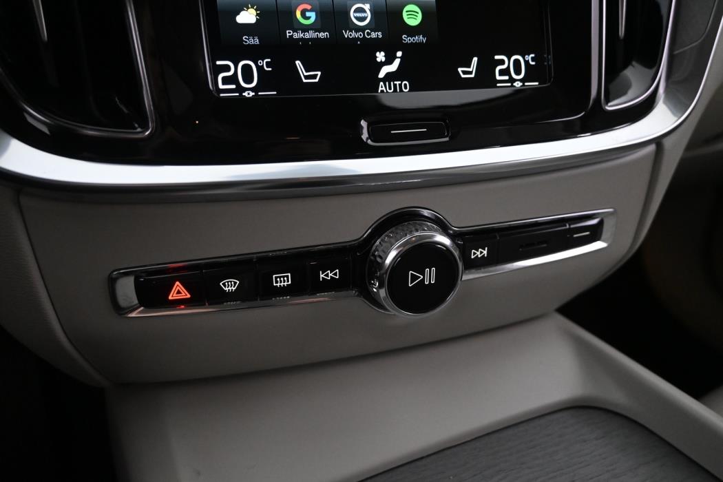 VOLVO V60 Cross Country 2021