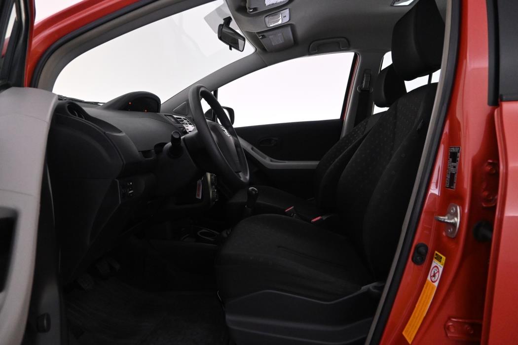 TOYOTA Yaris 2007