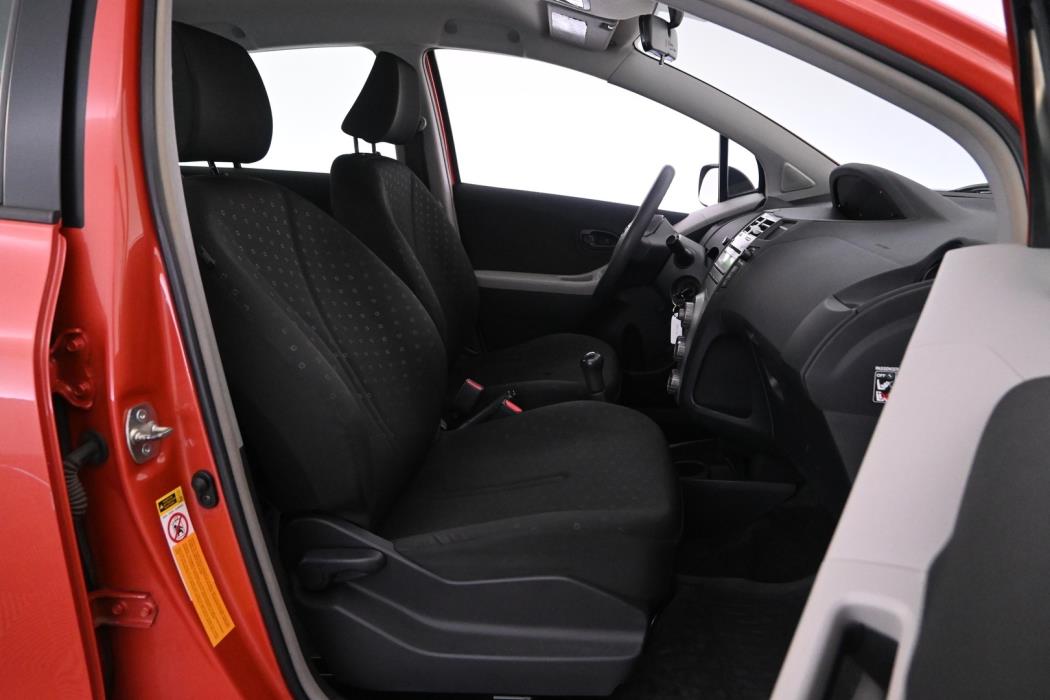 TOYOTA Yaris 2007