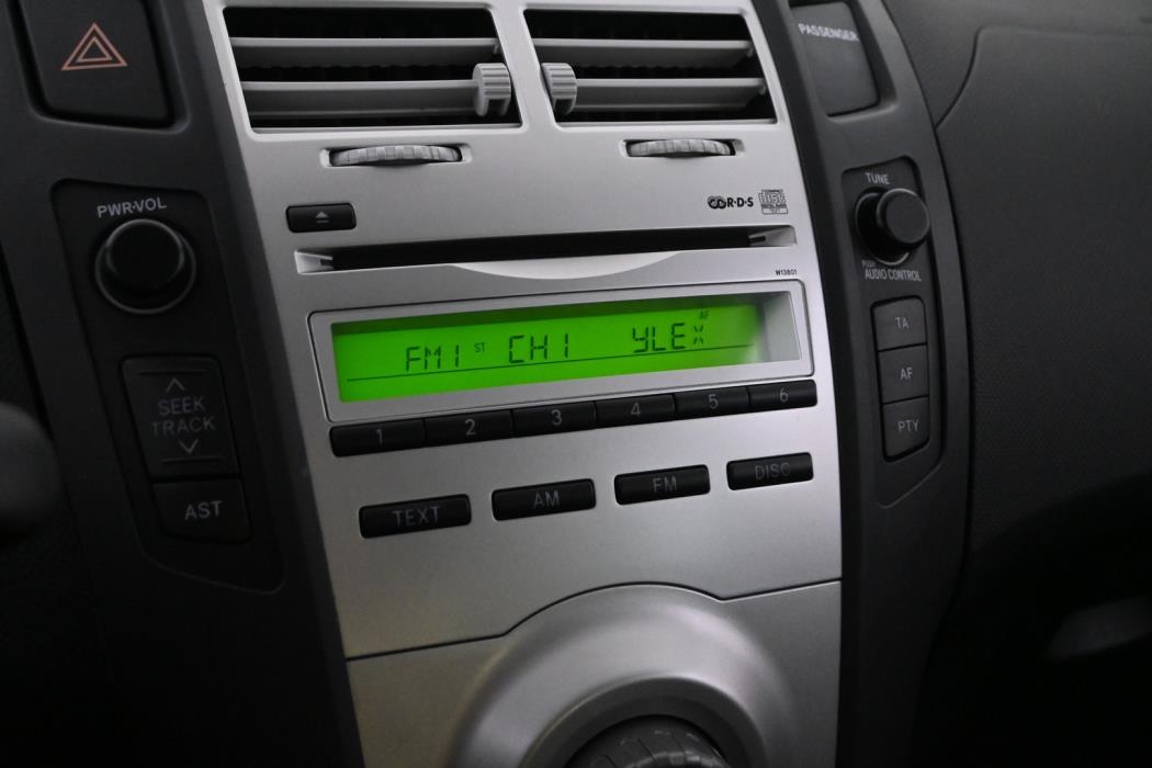 TOYOTA Yaris 2007