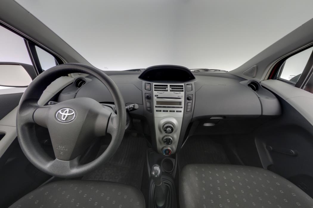 TOYOTA Yaris 2007