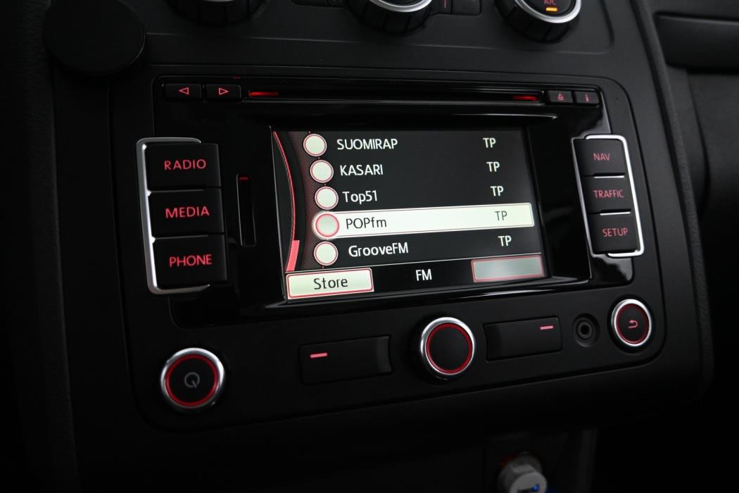 VOLKSWAGEN Touran 2014