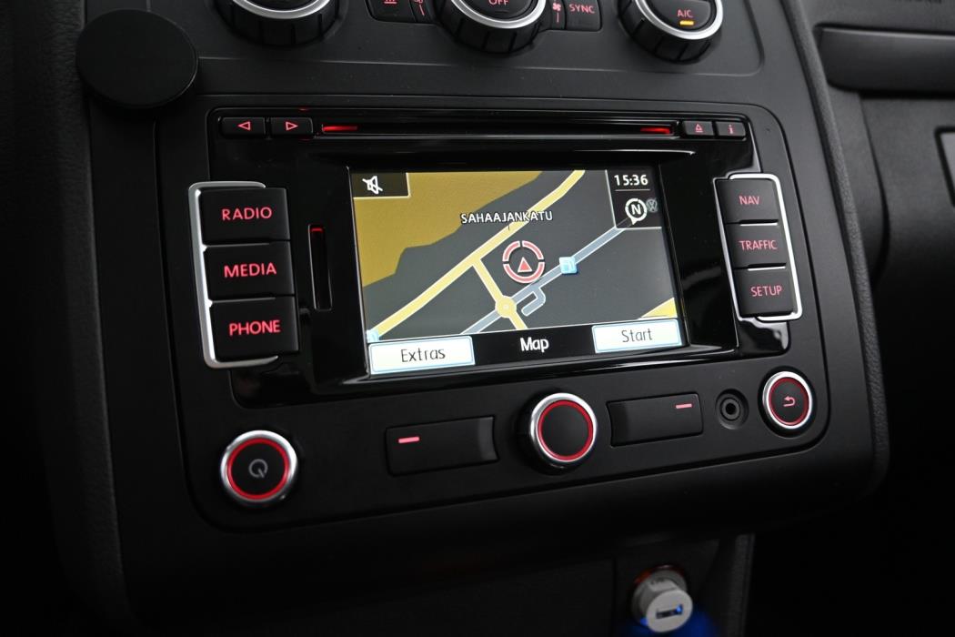 VOLKSWAGEN Touran 2014